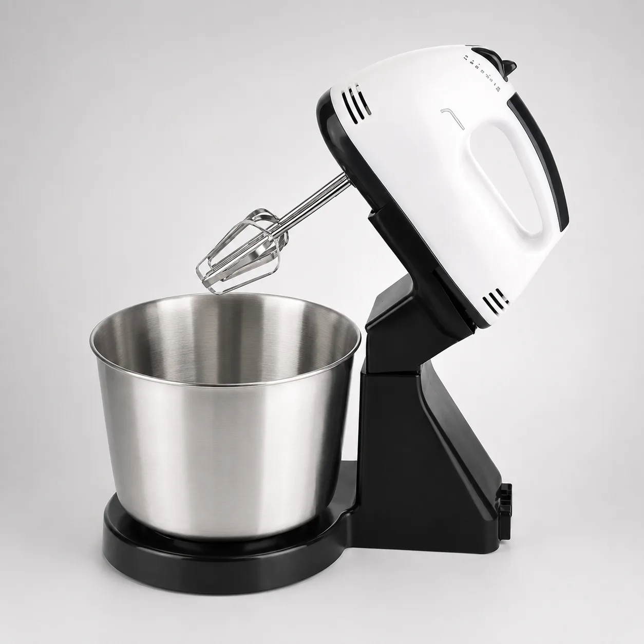 Batidora de pedestal y mano 3L 260W con 7 velocidades